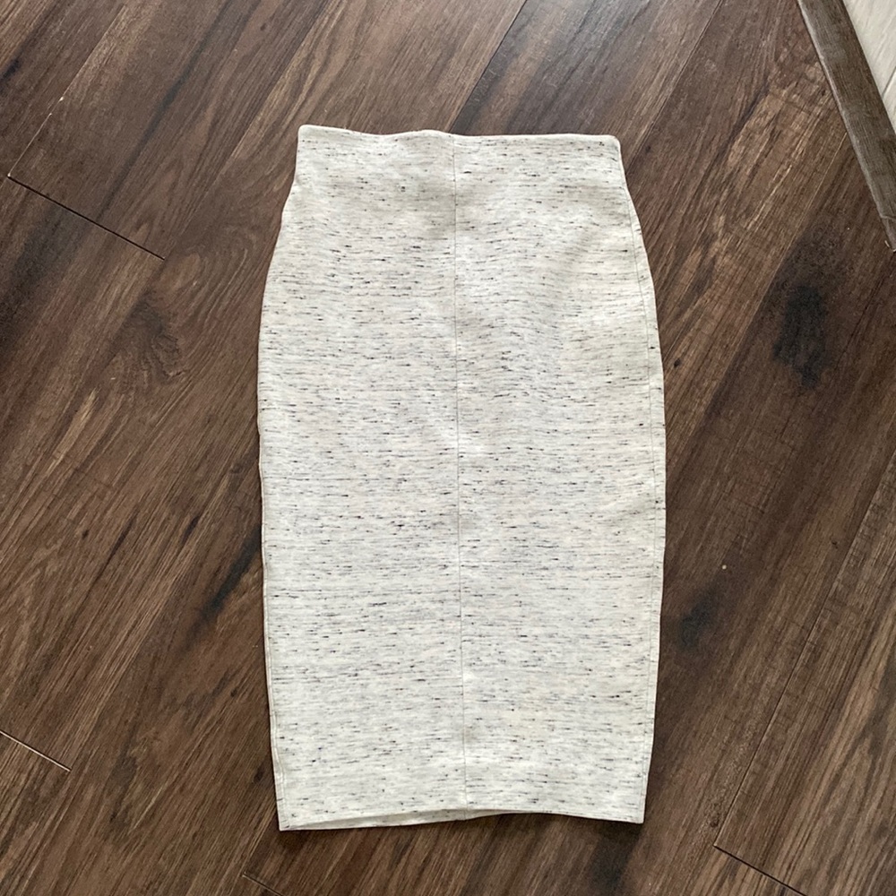 Aritzia Wilfred | XS | Pencil Skirt